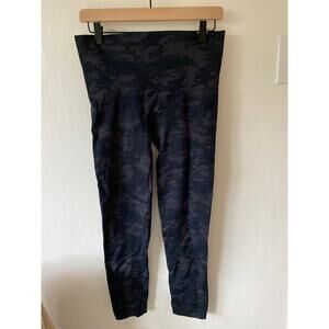 Spanx seamless camo leggings XL